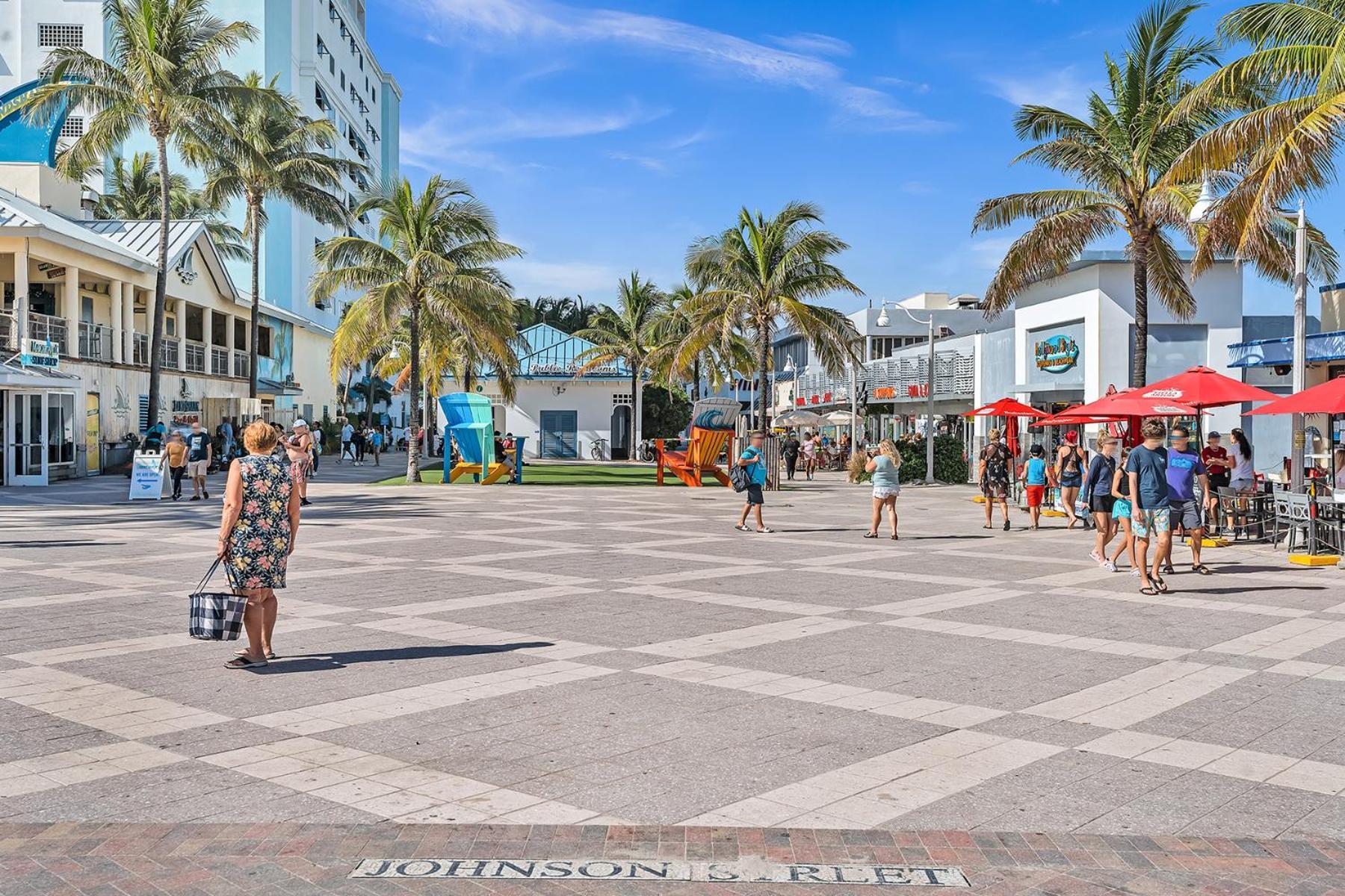Beachfront & Pool Near Marriott Hollywood Beach Bagian luar foto